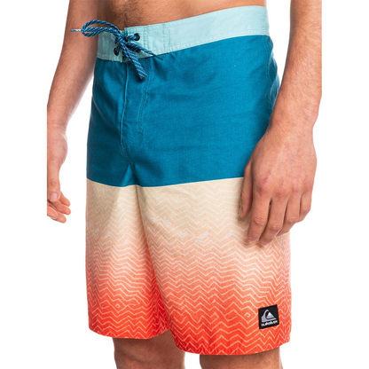 Pantaloneta - Quiksilver 20" (38)